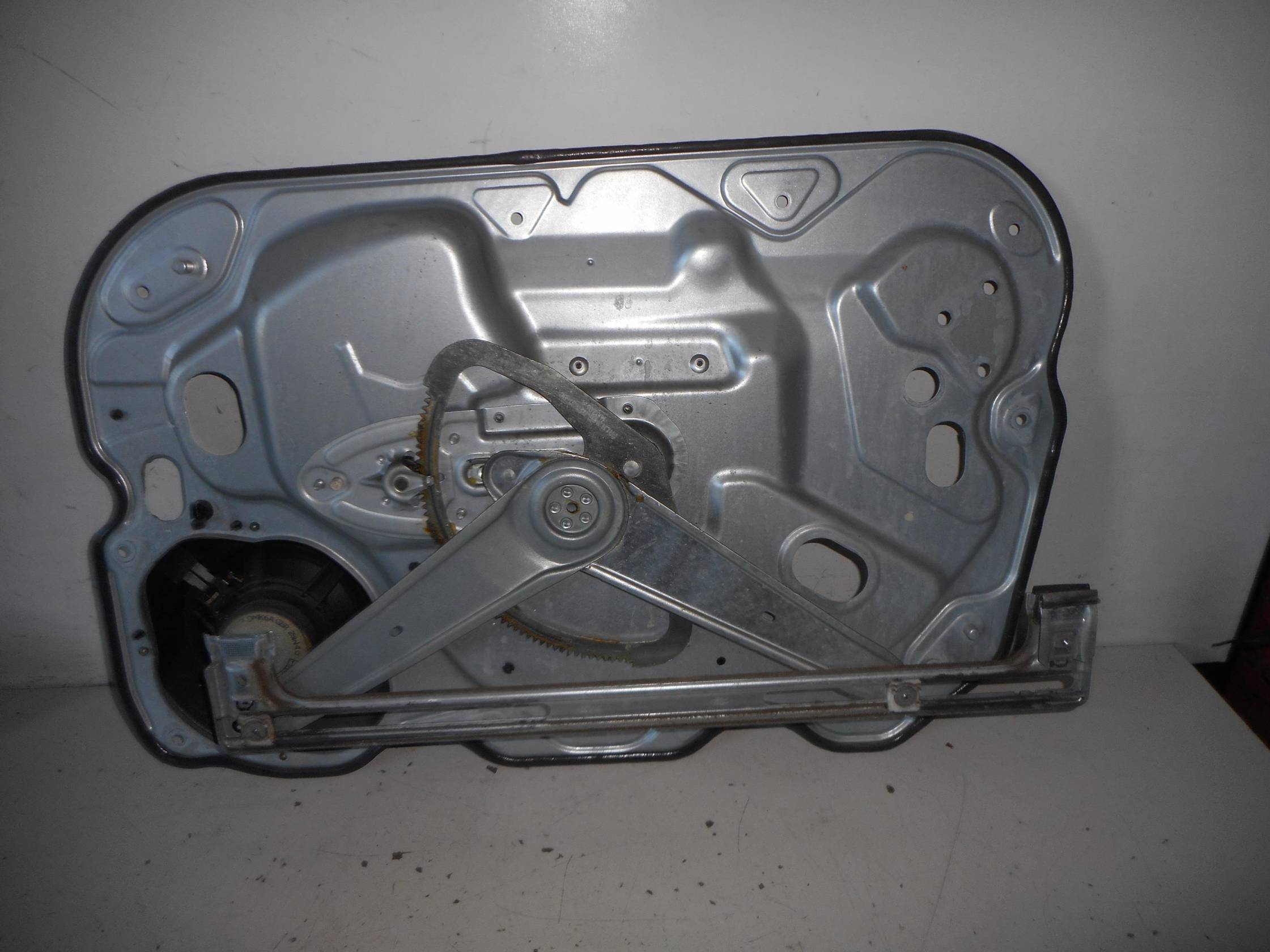 Alzacristallo elettr. porta ant. sx.